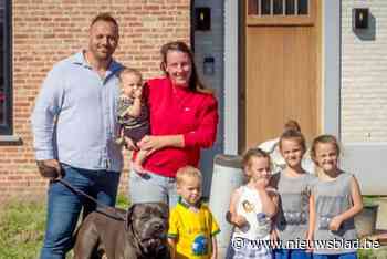 Evi en Bart kregen vijf kinderen in vijf jaar: “Sommige mensen denken dat wij van het kindergeld leven”