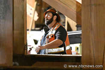 The U.S. economy rolls on, adds 303,000 jobs in March