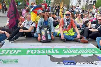Activisten van Extinction Rebellion bezetten kruispunt in Brussel