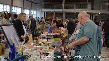 Digitalzeitalter hält auch beim Hallenflohmarkt Lehre Einzug