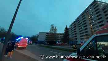 Feuerwehr-Großeinsatz in Wolfsburg: Verdacht auf Brandstifter