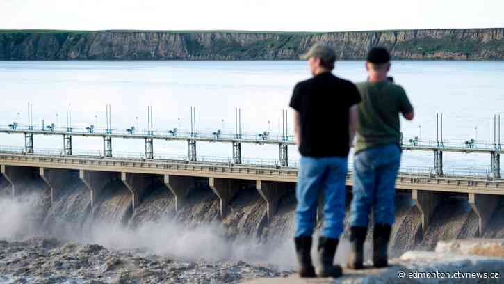 Alberta irrigators' study proposes $5 billion in water storage for drier future