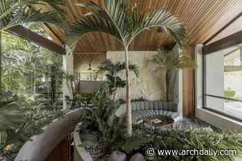 Cala Blanca Bali House / Biombo Architects