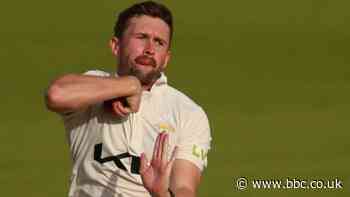 Steel takes 5-25 as Surrey bowl out Lancashire