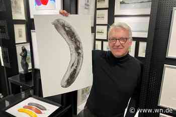 Schauspieler Christoph M. Ohrt zeigt seine „Würste“