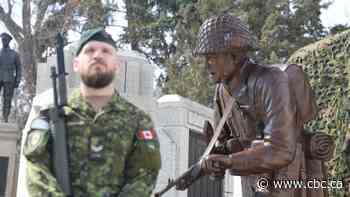 Statue honouring Saskatchewan war veterans' bravery on D-Day unveiled in Regina
