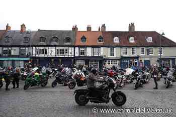 Hairy Biker Dave Myers honoured with huge memorial motorbike procession with hundreds in attendance