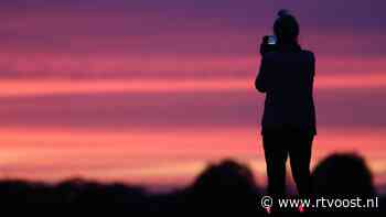 Mooie plaatjes door saharazand: zo kleurde Overijssel rood