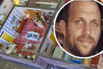 Cushty! - Northumberland joiner builds miniature version of Del Boy's Only Fools and Horses flat