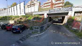 Via dei Grottoni torna alla normalità: dopo la chiusura della voragine arriva il nuovo manto stradale