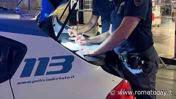 Termini, aspetta l'autobus per Fiumicino e viene derubato del trolley e del cellulare