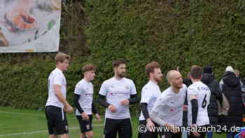 „Extrem hitziges Spiel“: FC Mühldorf ärgert Aufstiegsaspirant TuS Traunreut