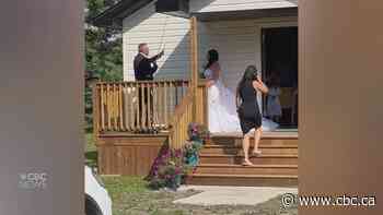 Love, Sask. embracing its name by building a wedding chapel