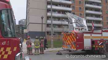 2 men in hospital in critical condition after fire at Etobicoke apartment