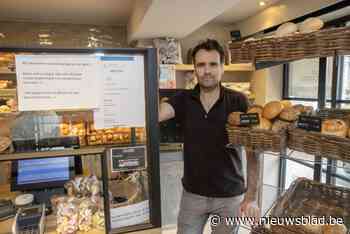 Elektronische betalingen kosten bakkers bakken geld, Machiel hangt rekening zelfs aan de toog: “Niks om me voor te schamen”