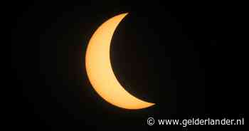 Totale zonverduistering boven Mexico, VS en Canada een feit, kijk hier live mee