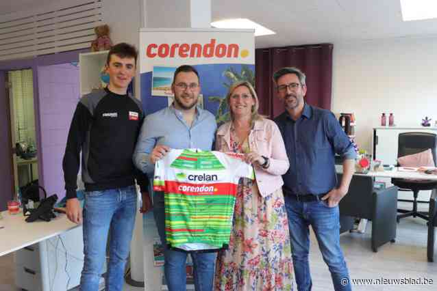 Robin (31) wint gesigneerd wielertruitje tijdens actie van reiskantoor: “Dit komt bij mijn verzameling terecht”