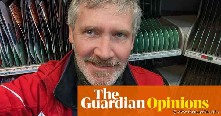 Working for the Royal Mail sounded like an ideal job. But I discovered it’s falling apart, just like its vans | Gareth Roberts