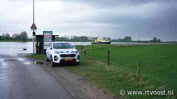 112 Nieuws:   Verkeershinder op N734 na ongeval | Auto te water bij Wijheseveer