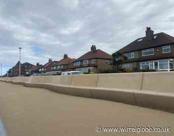 Councillors told to apologise after worker ‘faced abuse’ on sea wall