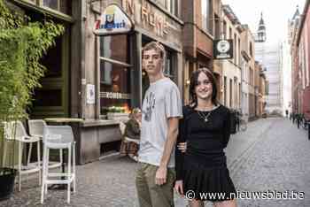 Twintigers gaan als Roslar evenementen organiseren in de stad: “We straten met lokale dj’s in café Romen”