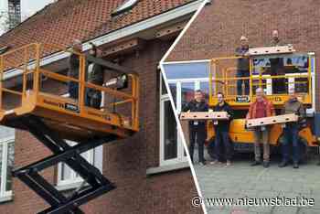 Gierzwaluwen kunnen voortaan terecht op speelplaats van basisschool