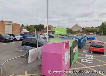 Met Police warn of scammer at Tesco Collier Row car park