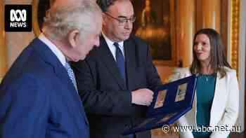 King Charles comes face to face with new British pounds featuring his portrait