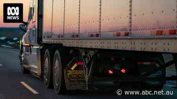 Reports of inexperienced truckies, unsafe driving on Eyre Highway amid extra freight traffic caused by rail closure