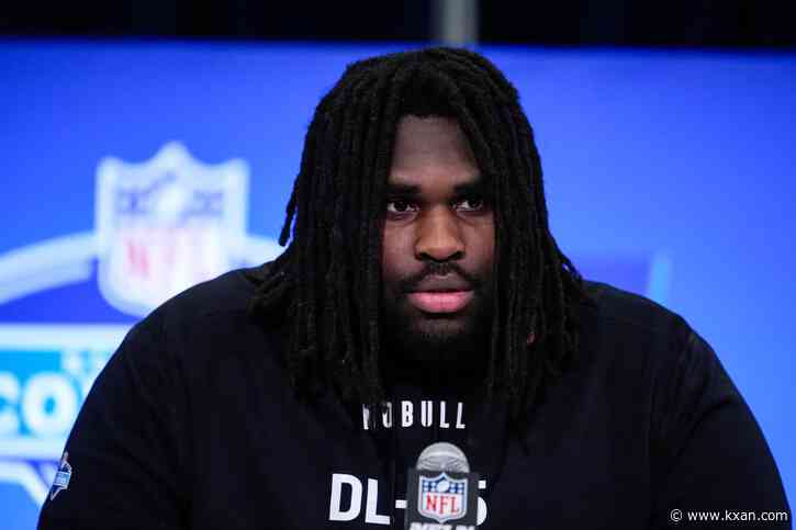 T'Vondre Sweat charged with DWI after early morning crash in Austin, affidavit says