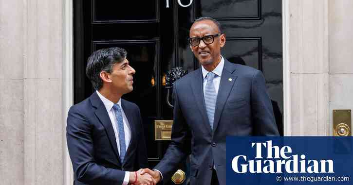 Sunak welcomes Kagame to No 10 as Rwanda scheme hits fresh snags