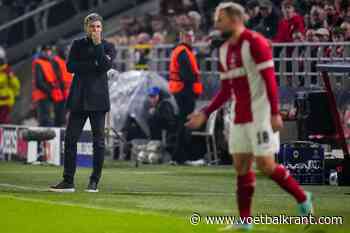 Gaat Van Bommel voor tactische ommezwaai na 0 op 6? Vrancken toonde hem alvast hoe het moet