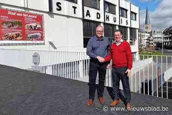 Algemeen directeur geeft fakkel door aan financieel adviseur