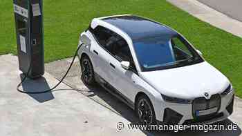 Quartalszahlen: Mercedes verkauft weniger Pkw, BMW wächst mit E-Autos