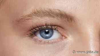 Diese Drogerie-Mascara ist die einzige, die meinen geraden Wimpern Schwung verleiht