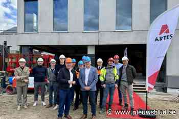 Meiboom voor nieuw administratief centrum Sint-Andries