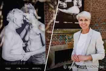 Portretten van mensen met borstkanker sieren gevel van ’t Oud Gasthuis: “Foto’s tonen dat er nog een leven is na de ziekte”