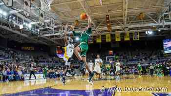 USF's Youngblood and Pryor enter transfer portal