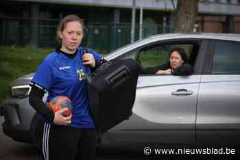 Padmé reist 800(!) km per week om haar handbaldroom waar te maken, en dat zonder rijbewijs
