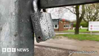 Hundreds of pupils at home as police called in