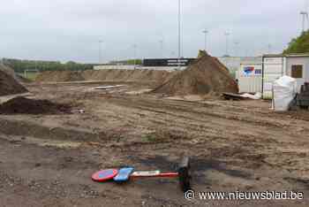 Gemeente legt zelf voorlopige parking aan bij sportcomplex Armand Seghers