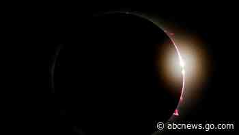 The Latest | Total solar eclipse races across North America