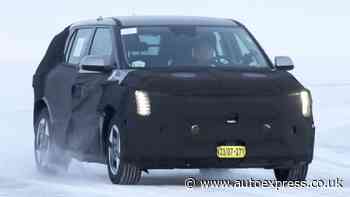 New Kia EV3 spy shots - pictures