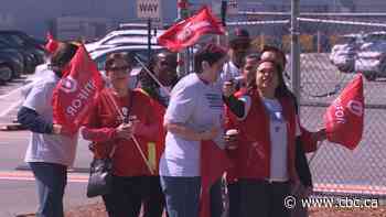 B.C. labour board to consider union votes at 2 Amazon warehouses