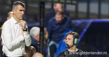 Excelsior-trainer maakt tegen Volendam harde keuzes: ‘Dan maar minder kwaliteit op het veld’