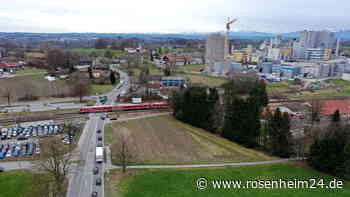 „Existenzbedrohend“ oder „Spekulation“? Prozess um Bahnübergang Reitmehring geht in die zweite Runde