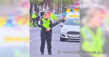 Hopewell Road in east Hull closed after collision - updates