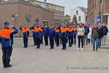 Politiekorps houdt minuut stilte voor overleden collega