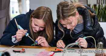 ‘Hé, waarom lach je als ik zeg dat ik bouwvakker wil worden?’