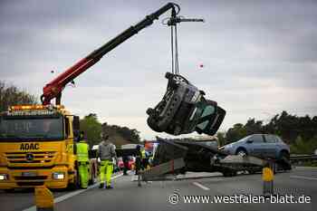 Autobahn 2 bei Bielefeld nach Karambolage gesperrt